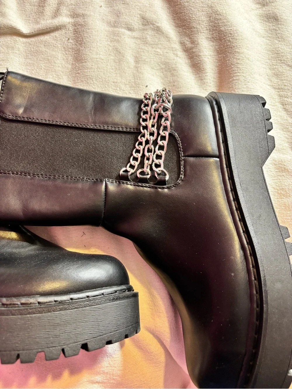 Wild Pair Rocksann Chain Zipper Ankle Boots – Black – Women’s Size 9 – NEW